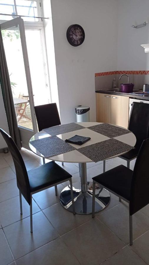 ארל Appartement Villa Marie Fanny מראה חיצוני תמונה